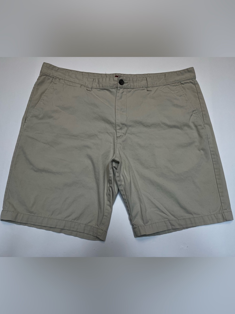 Men's Casual Chino Shorts in Light Khaki Size 42